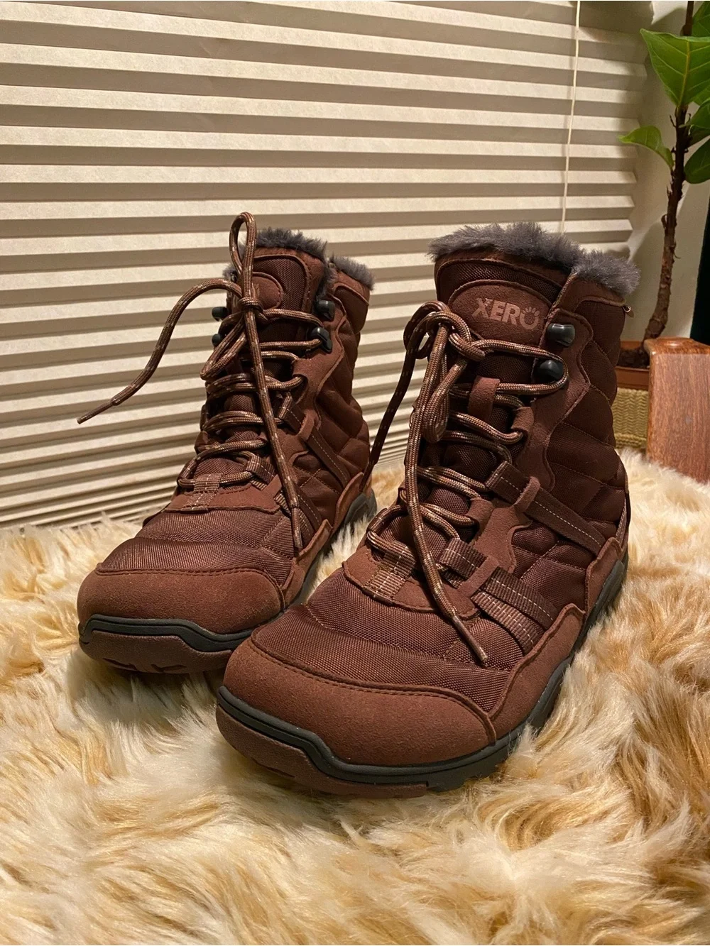 Xero Shoes Alpine Women’s Minimalist Winter Boots - Brown/Faux Fur Trim